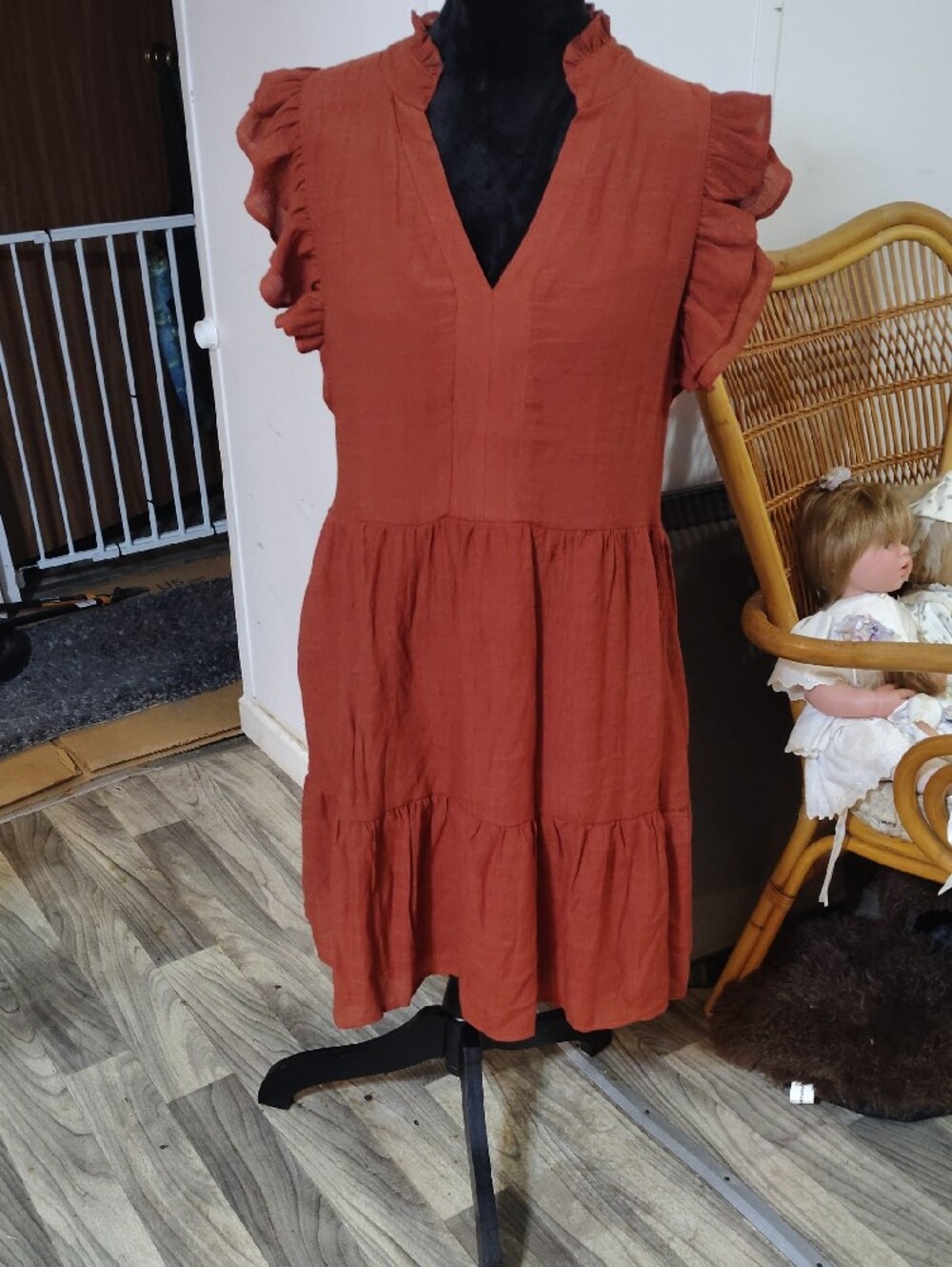 Tiered V-Neck Midi Dress in Rust with Ruffle Sleeves